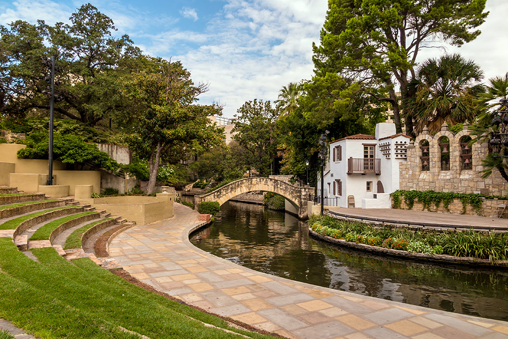 Riverwalk downtown San Antonio boat