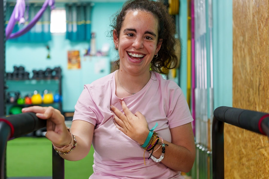 Intellectual-and-Developmental-Disabilities-(IDD)-young-girl-working-out